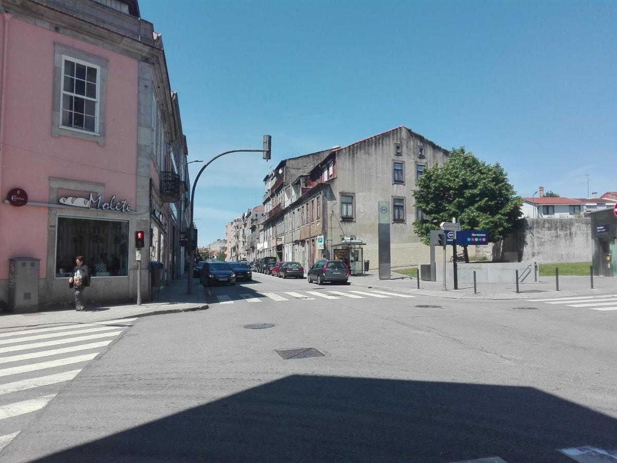 St. Johns Alley Of Poetry And Imaginary Cats Porto Eksteriør bilde